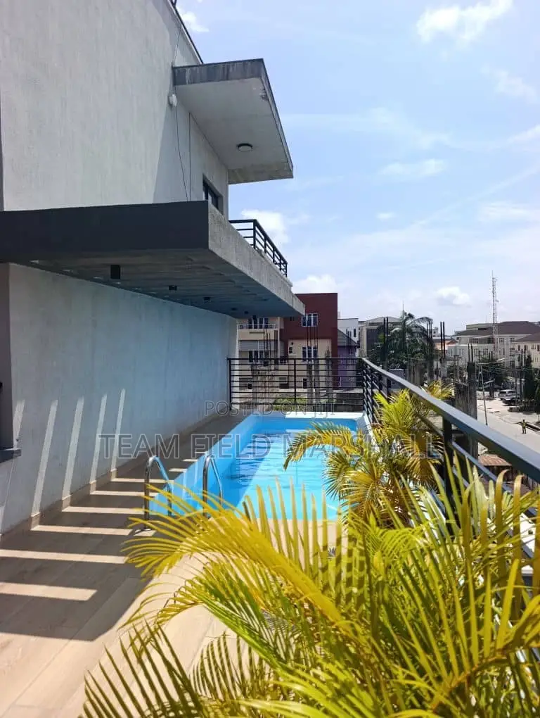 Furnished 1bdrm Apartment in Onirin, Victoria Island for sale in Victoria Island