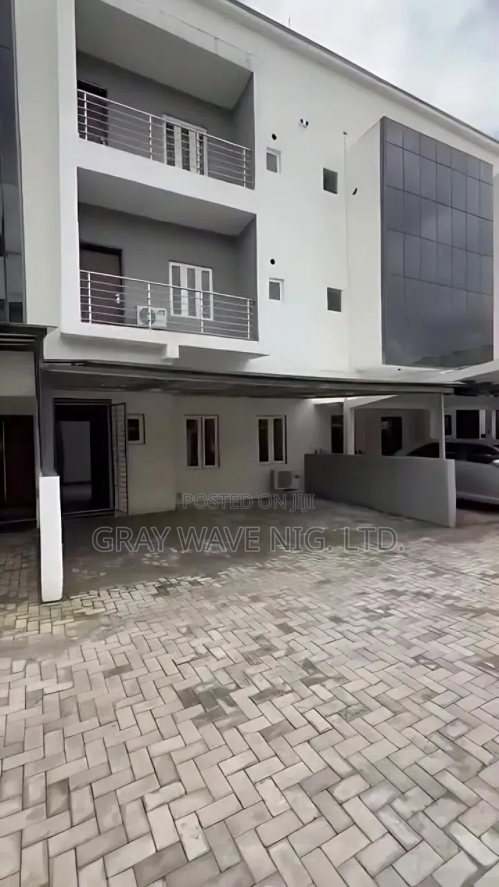 4bdrm Duplex in Wuye for sale in Wuye