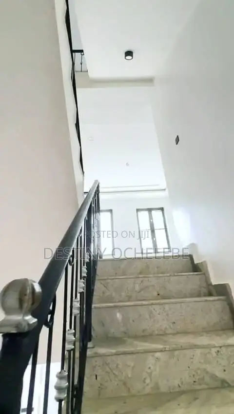 4bdrm Duplex in Jahi for sale in Jahi
