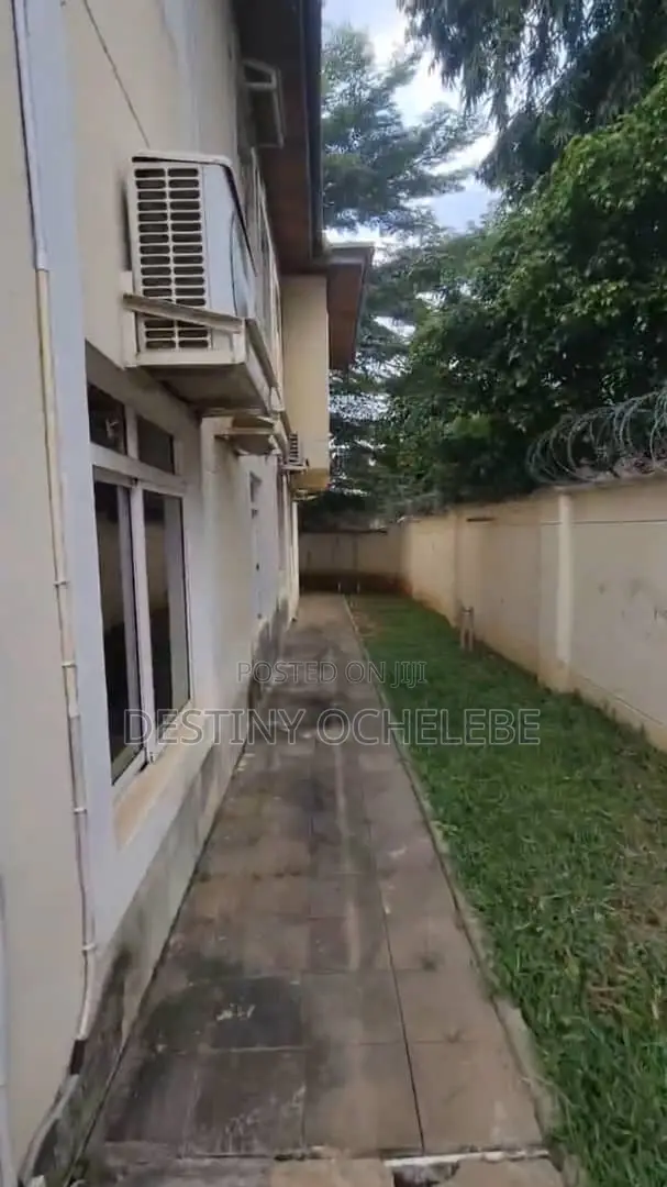 6bdrm Duplex in Wuse 2 for rent in Wuse 2
