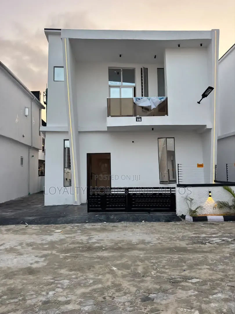 4bdrm House in Ikota for sale in Ikota