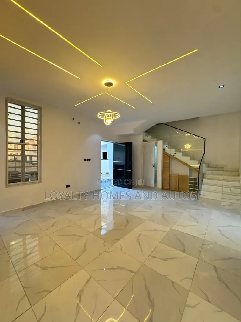 4bdrm House in Ikota for sale in Ikota
