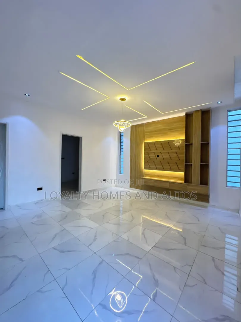 4bdrm House in Ikota for sale in Ikota