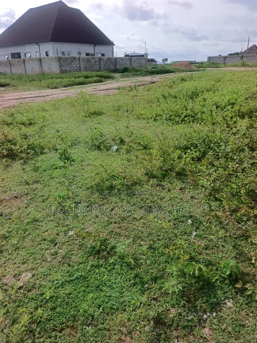 3800sqm. Commercial Land in Gwagwalada for Sale in Kutunku