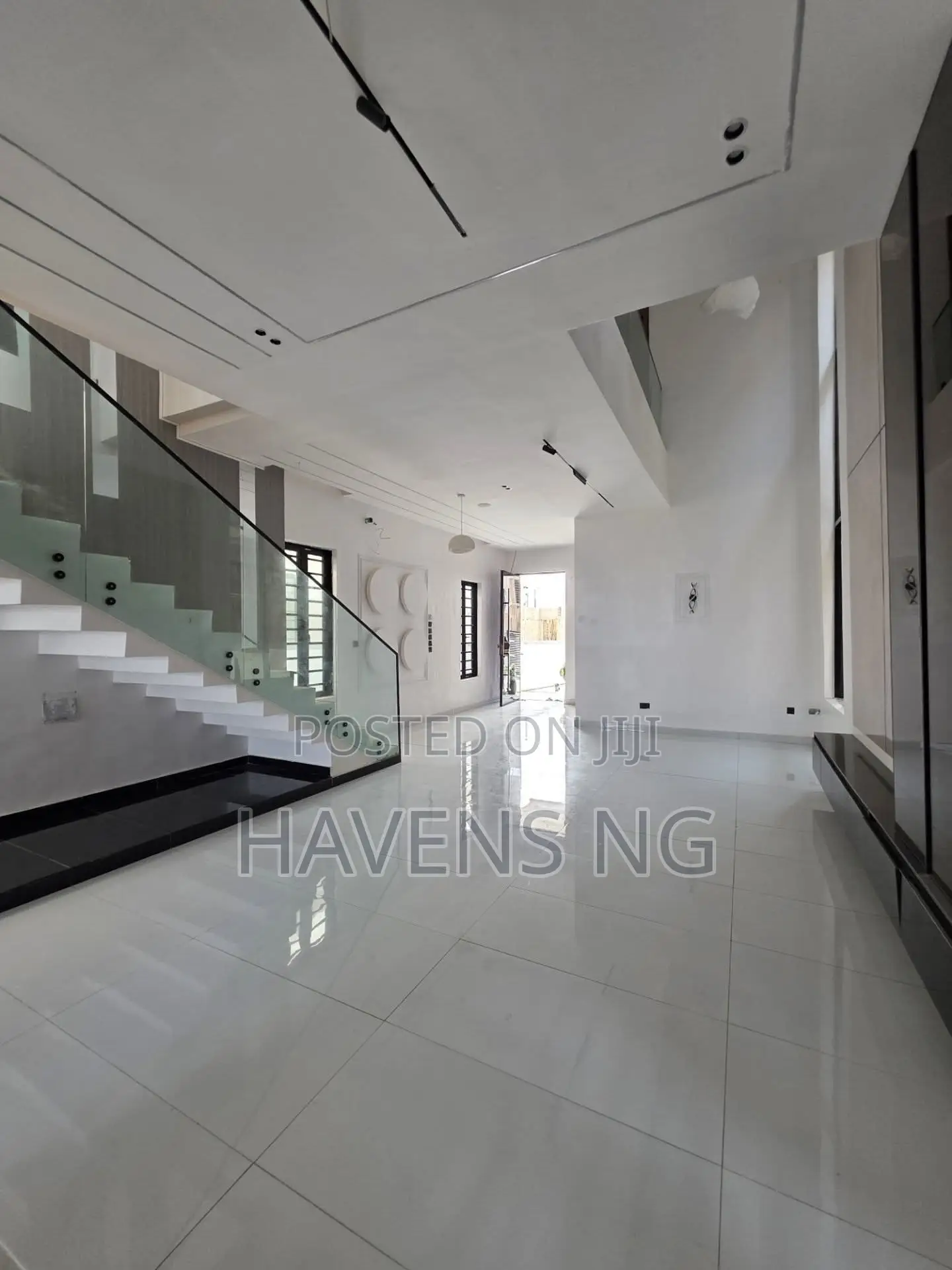 5bdrm Duplex in Lekki Gardens Estate for sale in Lekki Gardens Estate