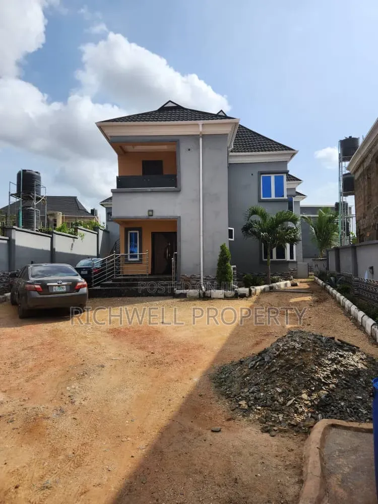 5bdrm Duplex in Ire Akari Estate, Akala Express for sale in Akala Express