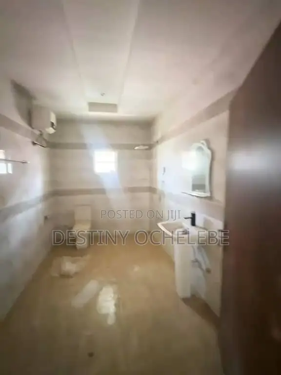 3bdrm Duplex in River Park Estate, for sale in Lugbe District