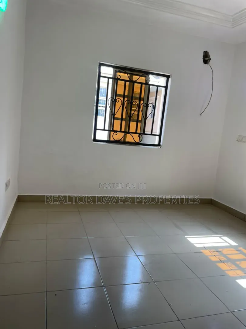 2bdrm Block of Flats in Dutse Estate for rent in Dutse-Alhaji