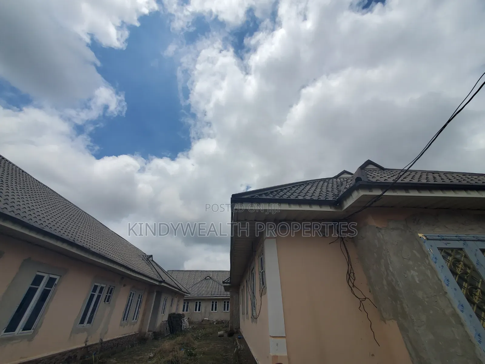 20bdrm Apartment in Agbor, Ikpoba-Okha for sale in Ikpoba-Okha