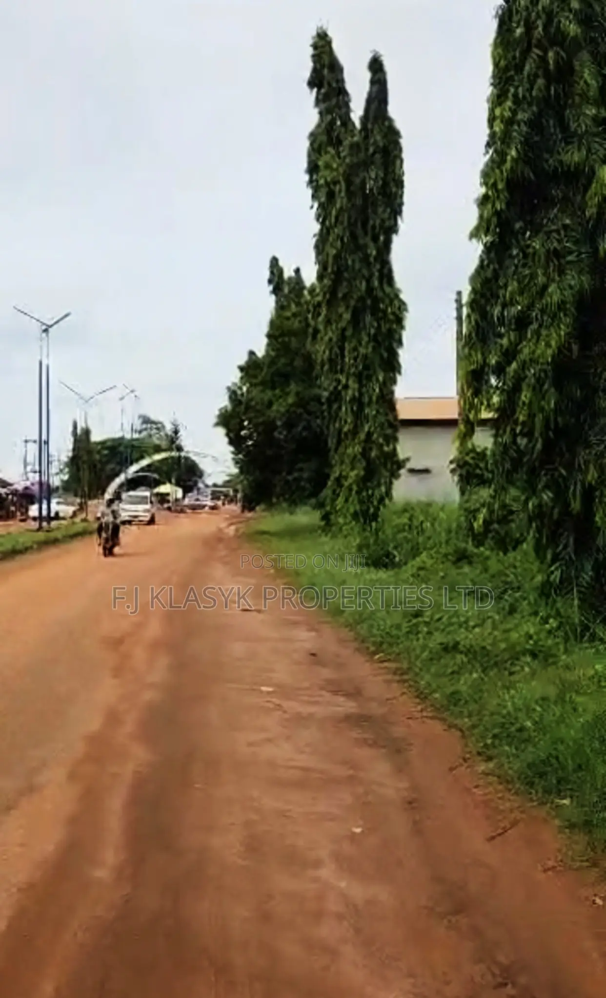 100ft by 250ft Commercial Land for Sale in Benin City