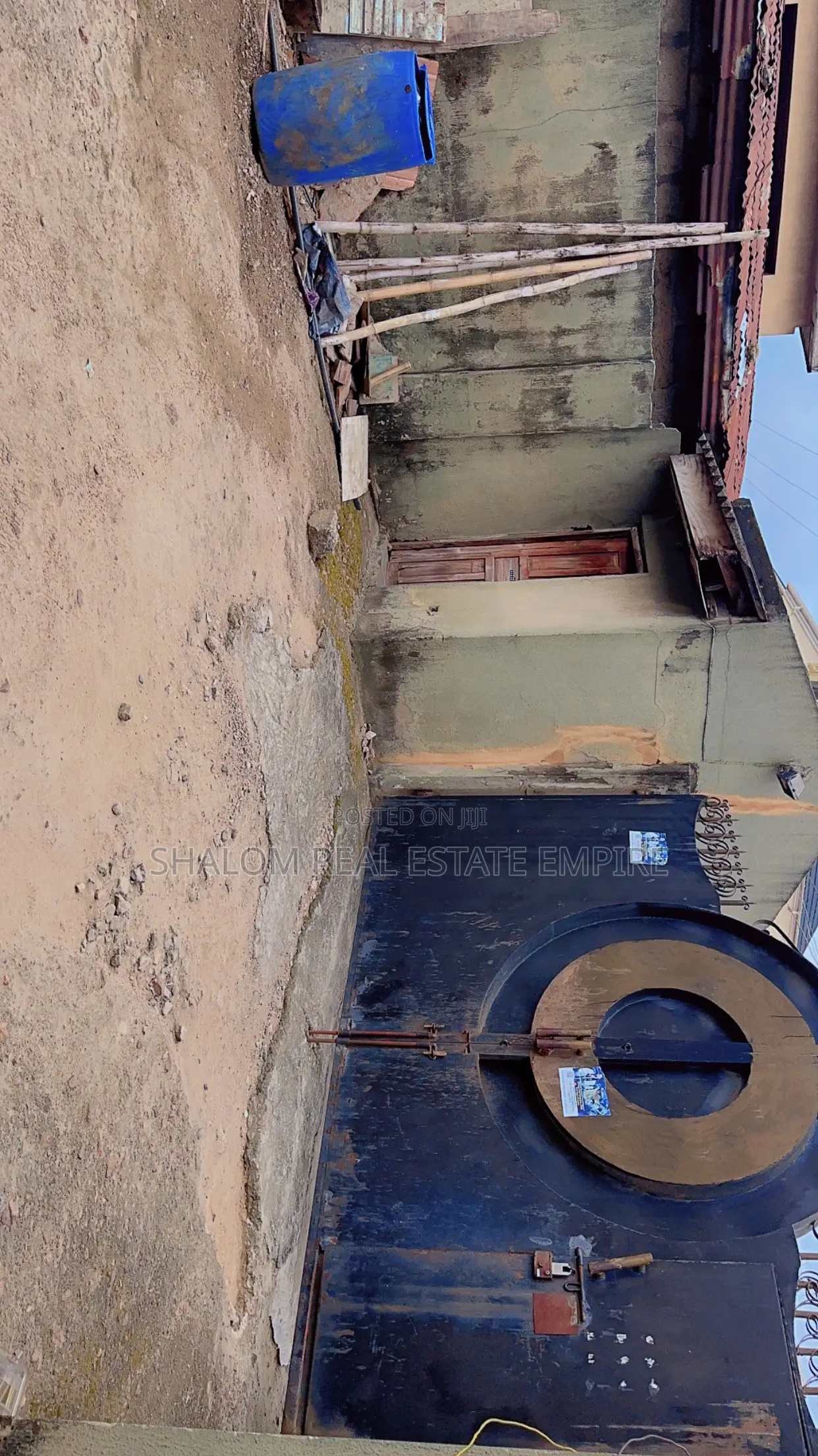 For SALE: A Demolishable Structure on 300 SQM of Land Size in Ogudu-Orioke