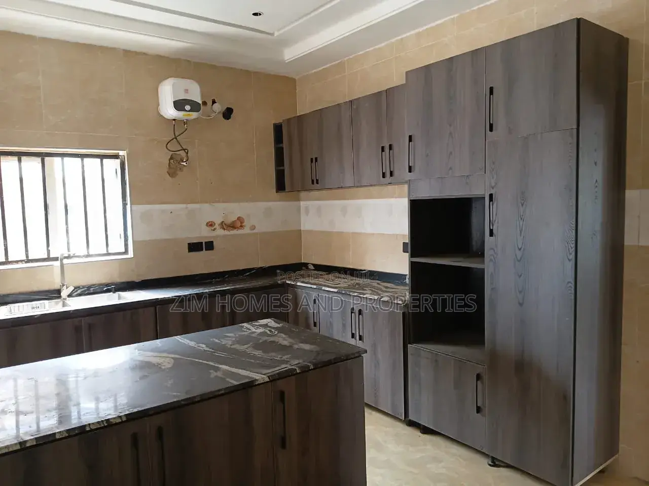 5bdrm House in Zim Homes And, Wuye for rent in Wuye