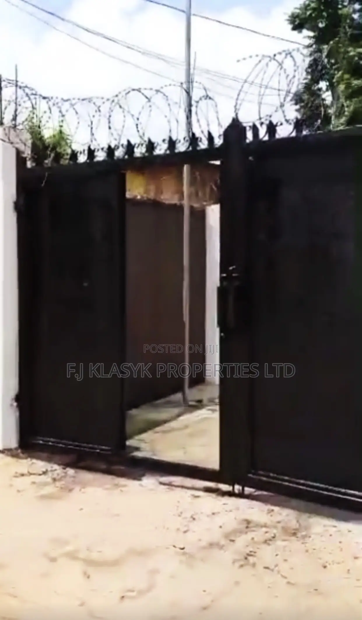 Furnished 9bdrm Block of Flats in Benin City for sale in Benin City