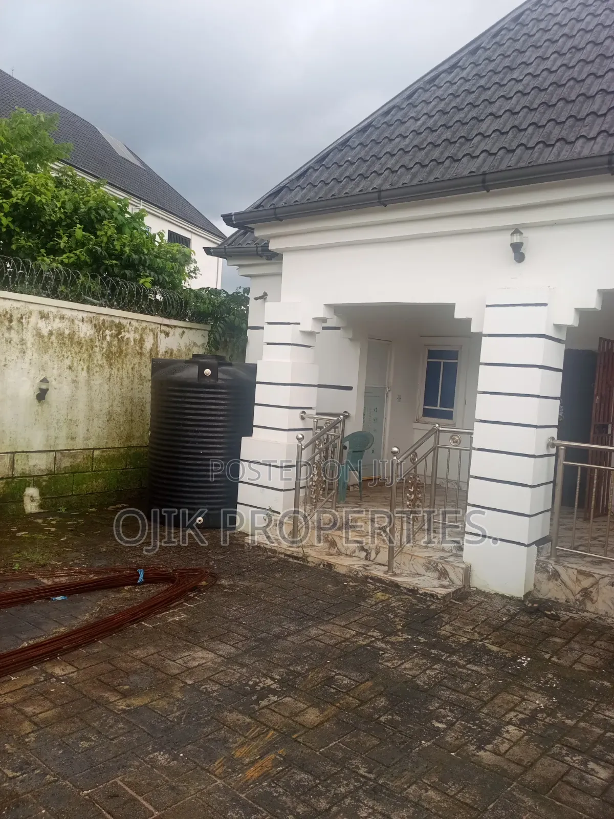 3bdrm Bungalow in Ojik Properties, Owerri for sale in Owerri