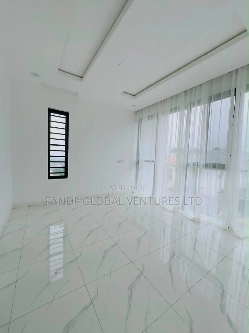 4bdrm Duplex in Magodo for sale in Magodo