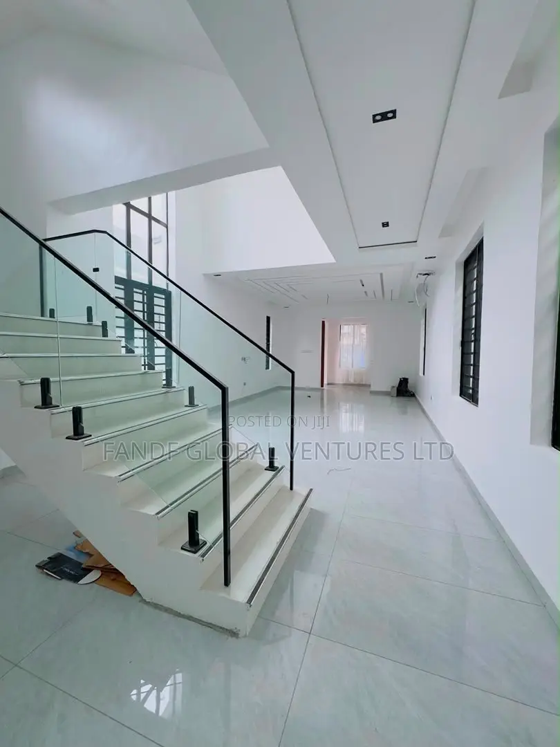 4bdrm Duplex in Magodo for sale in Magodo