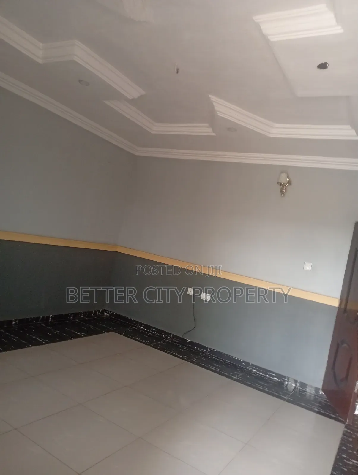 2bdrm Apartment in In A Gated Street for rent in Mangoro