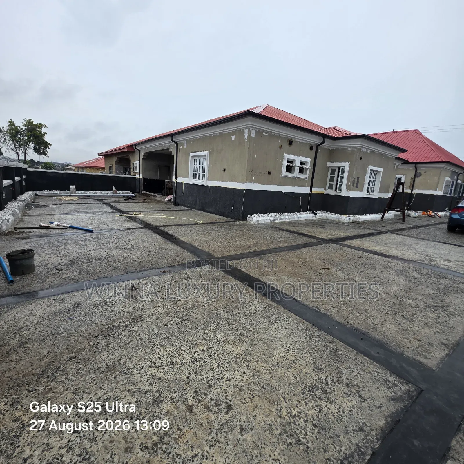 3bdrm Bungalow in Oil Spring Estate, Lugbe District for rent in Lugbe District
