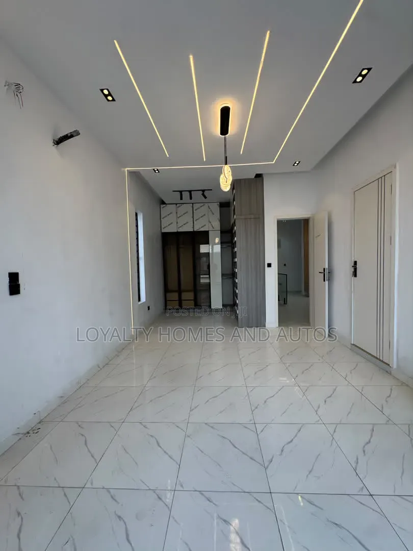 6bdrm Duplex in Ikeja GRA for sale in Ikeja GRA