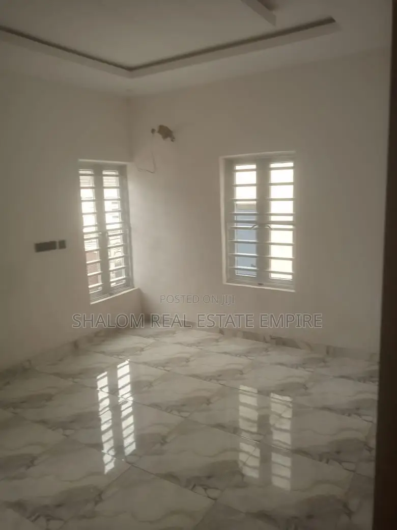 3bdrm Duplex in Olowoora Omole, Kosofe / Kosofe for rent in Kosofe / Kosofe