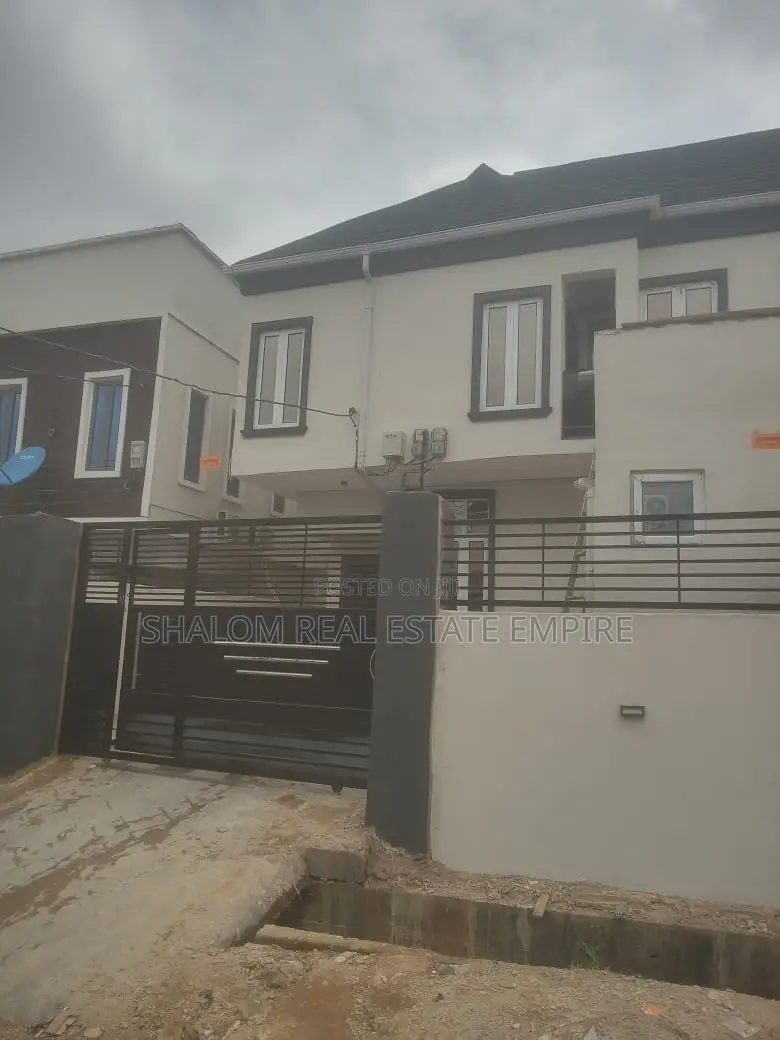3bdrm Duplex in Olowoora Omole, Kosofe / Kosofe for rent in Kosofe / Kosofe