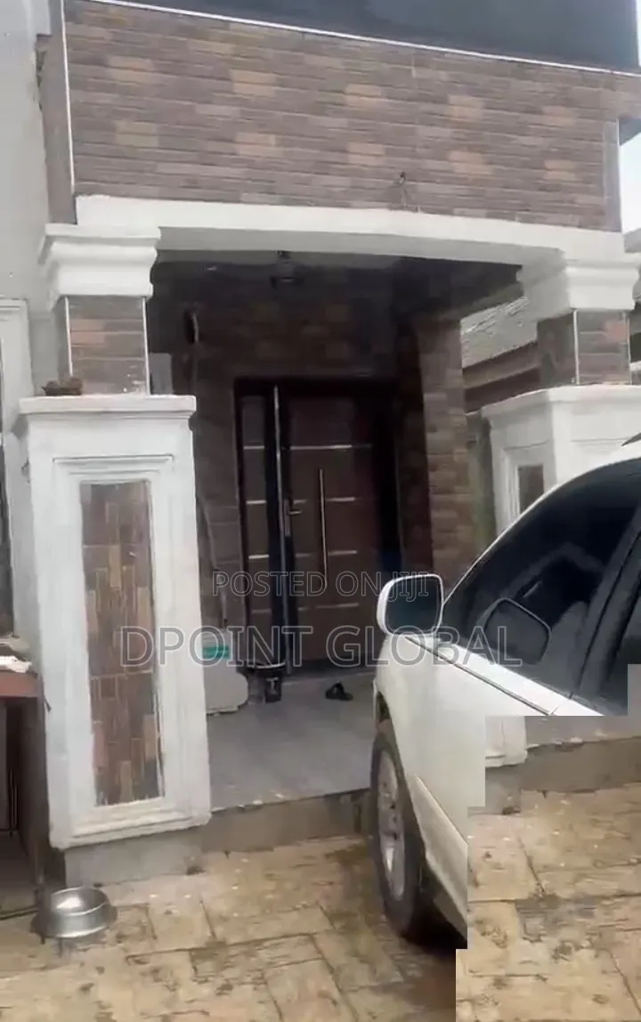 3bdrm Duplex in Peace Estate, Ipaja / Ipaja for sale in Ipaja / Ipaja