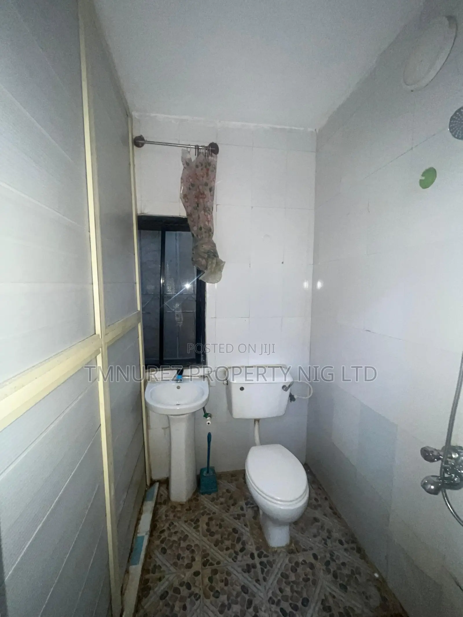 1bdrm Apartment in Osapa for rent in Osapa london