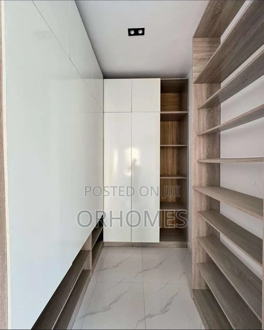 Furnished 4bdrm Townhouse/Terrace in Westend, Ikota for sale in Ikota