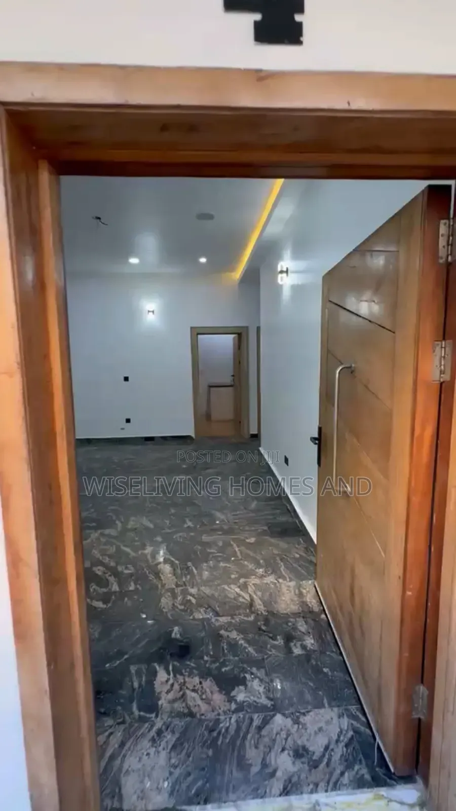 2bdrm Block of Flats in Osapa London Lekki, Bucknor for rent in Bucknor