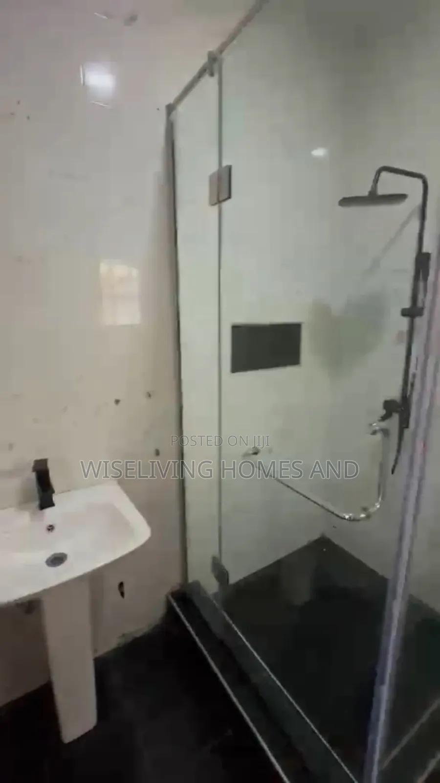 2bdrm Block of Flats in Osapa London Lekki, Bucknor for rent in Bucknor