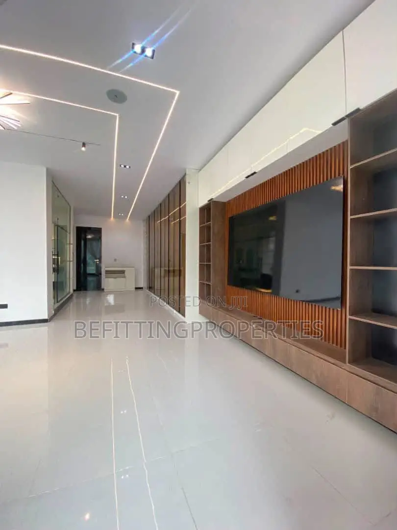 5bdrm Duplex in Lekki for sale in Lekki