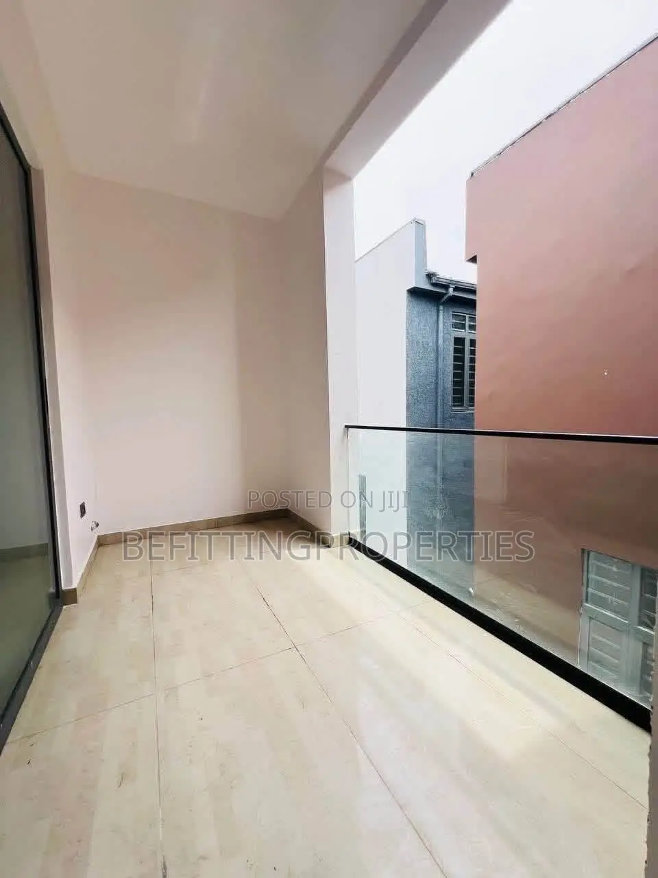 5bdrm Duplex in Lekki for sale in Lekki