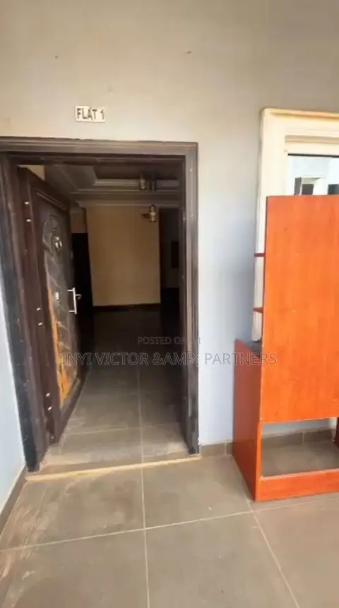 3bdrm Block of Flats in Durumi for rent in Durumi
