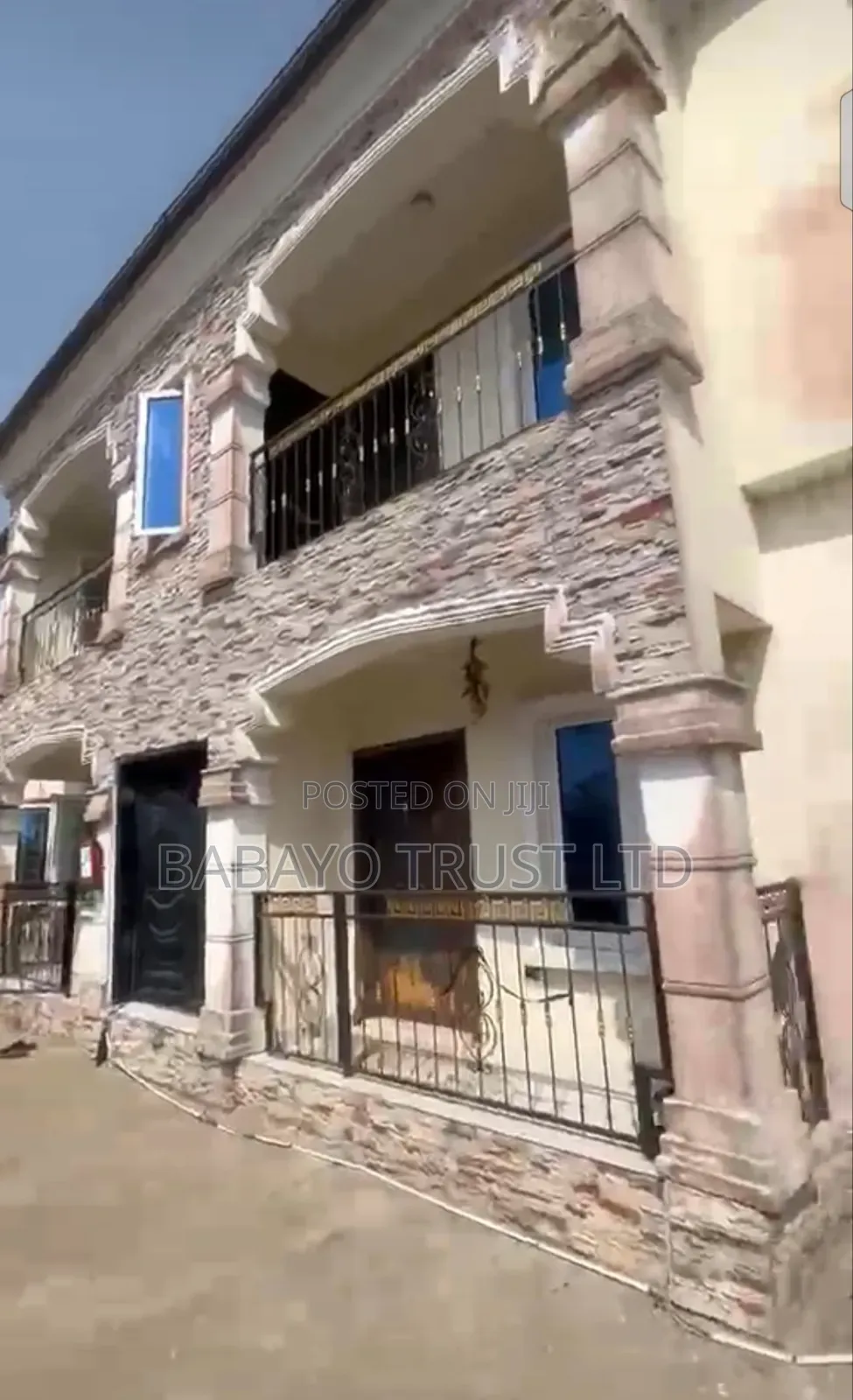 8bdrm Block of Flats in Ibeju-Agbe for sale in Ibeju-Agbe