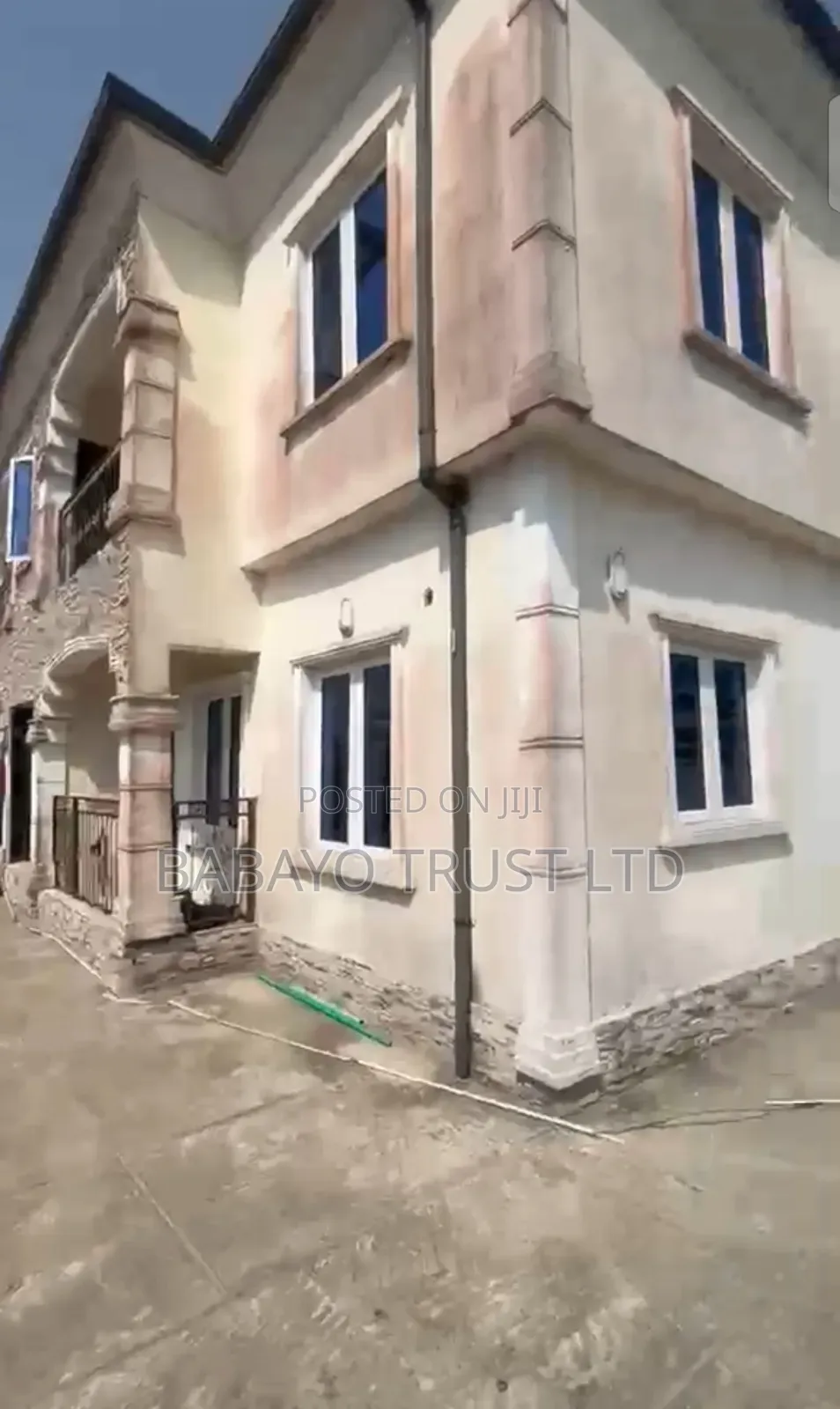 8bdrm Block of Flats in Ibeju-Agbe for sale in Ibeju-Agbe