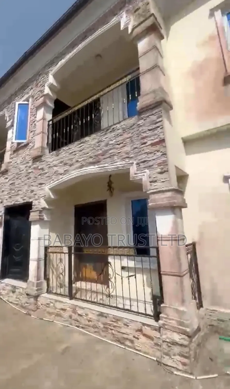 8bdrm Block of Flats in Ibeju-Agbe for sale in Ibeju-Agbe