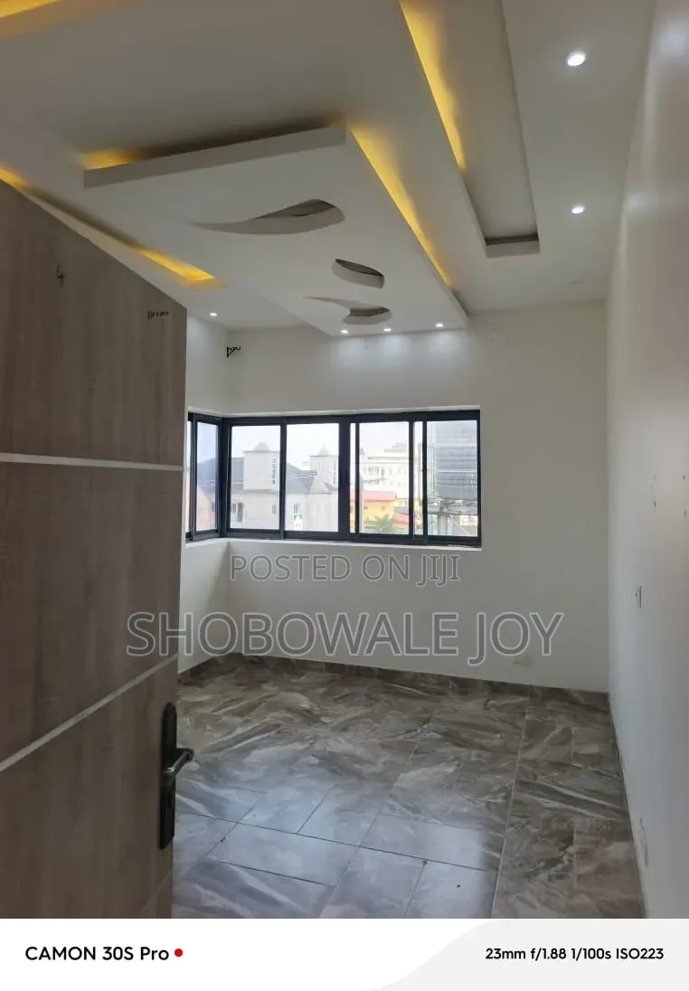3bdrm Block of Flats in Conservation Road, Lekki Expressway for rent in Lekki Expressway