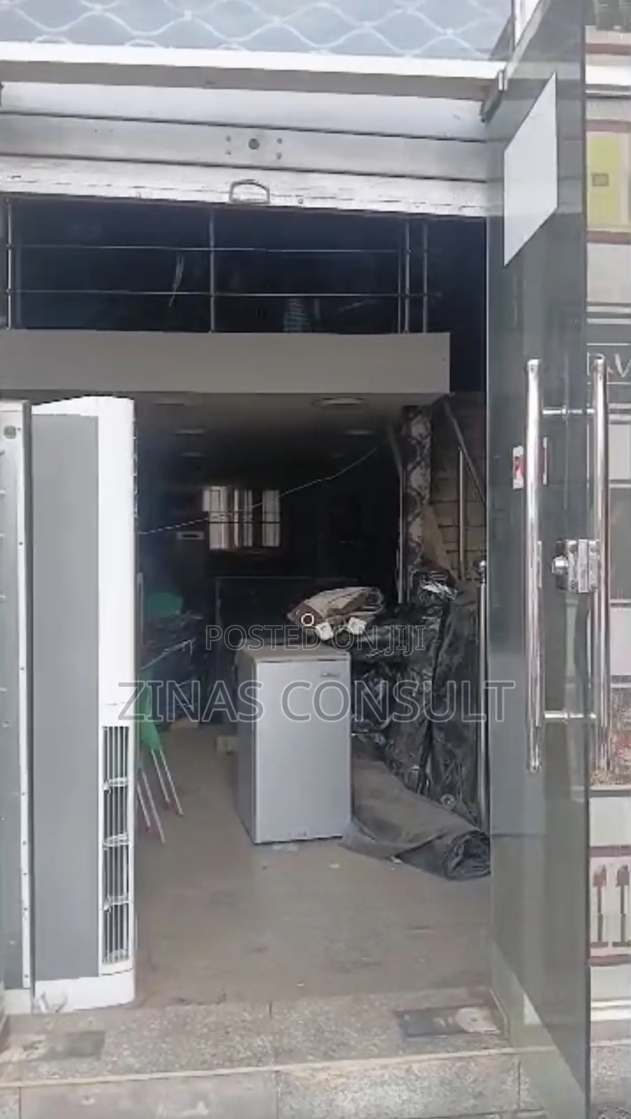 Shop to Let Ground Floor in Wuse