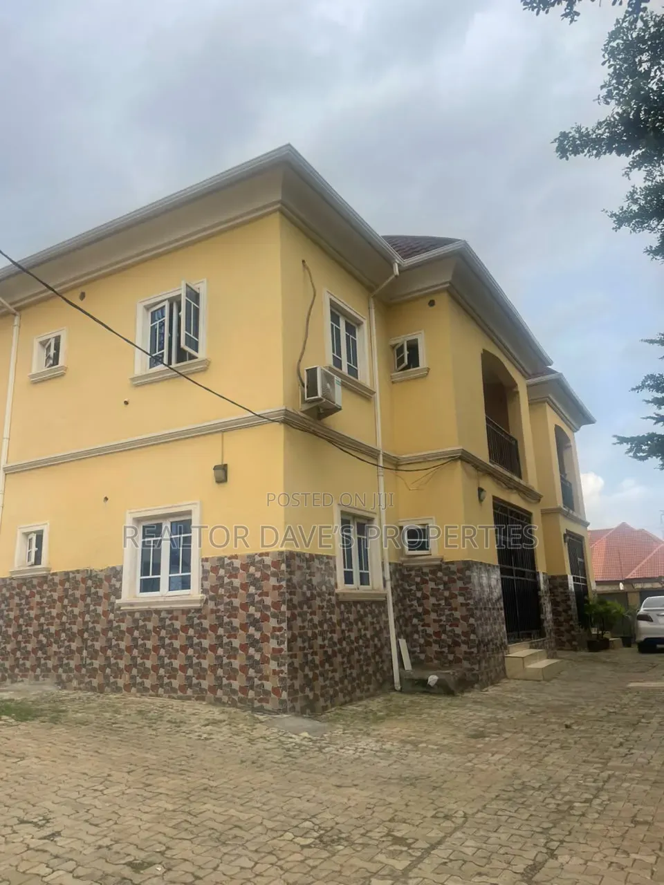 2bdrm Block of Flats in Duste Estate, Dutse-Alhaji for rent in Dutse-Alhaji