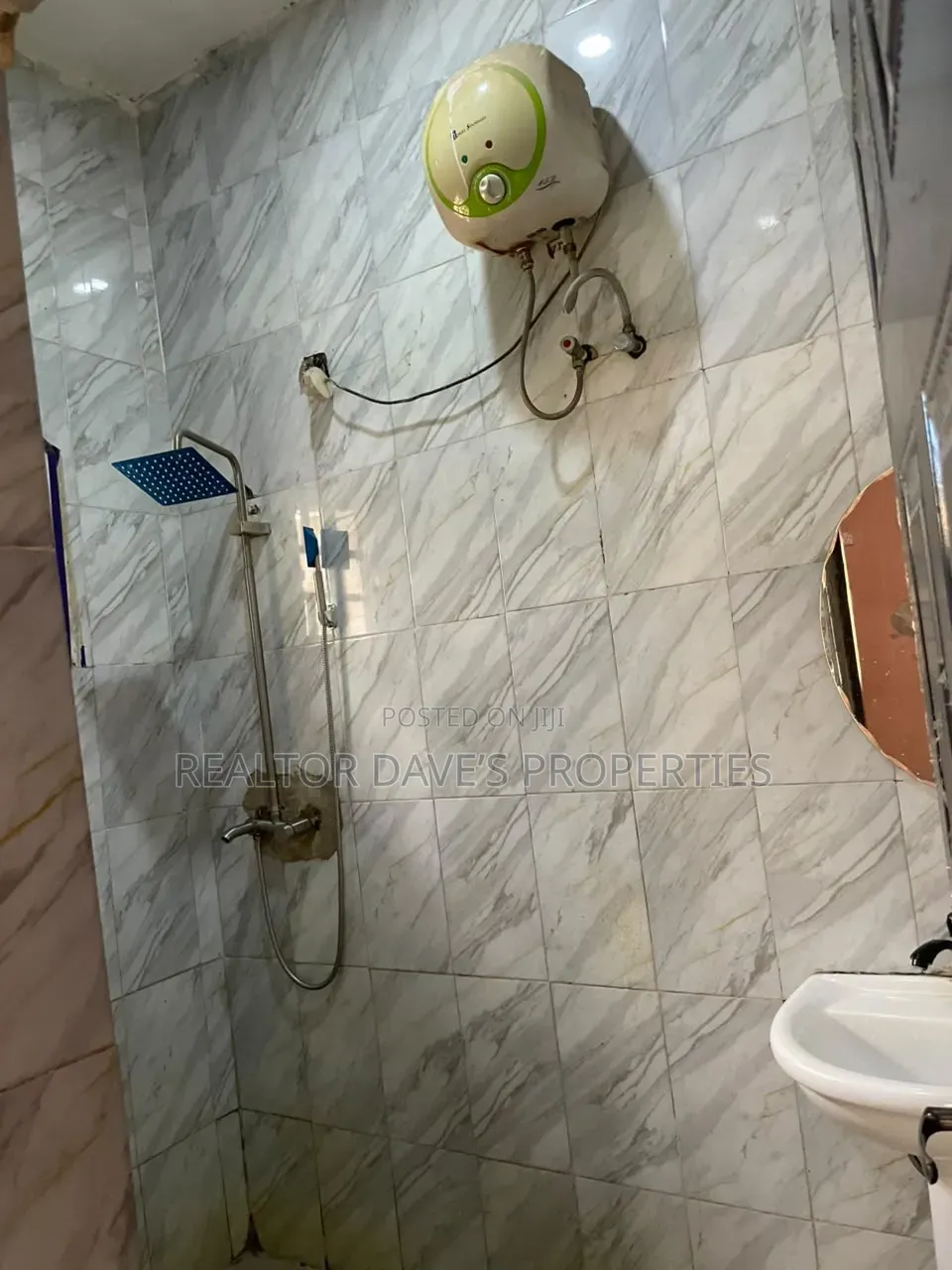 2bdrm Block of Flats in Duste Estate, Dutse-Alhaji for rent in Dutse-Alhaji
