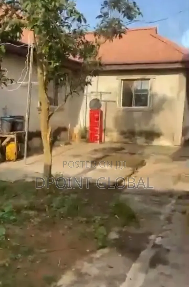 5bdrm Bungalow in Not Estate, Ayobo for sale in Ayobo
