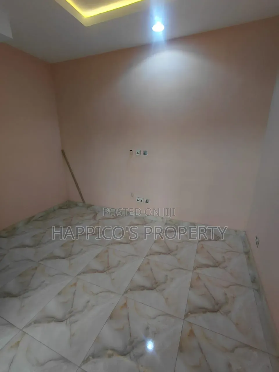 Mini Flat in Opic, Berger for rent in Berger
