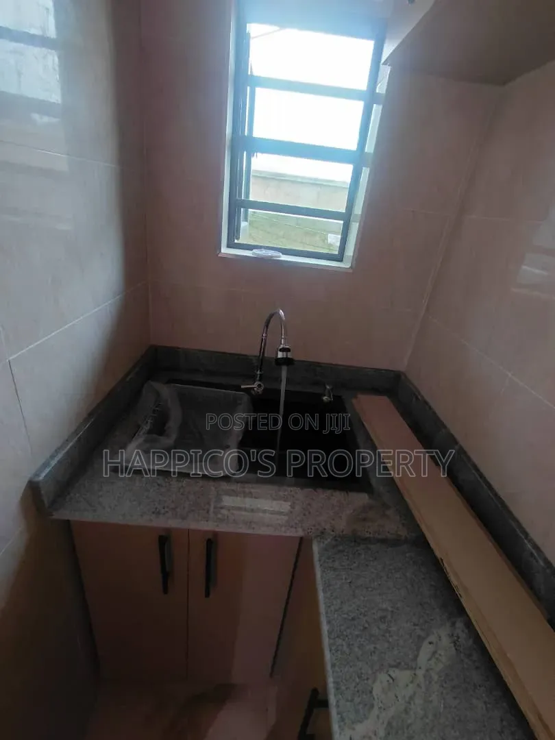 Mini Flat in Opic, Berger for rent in Berger