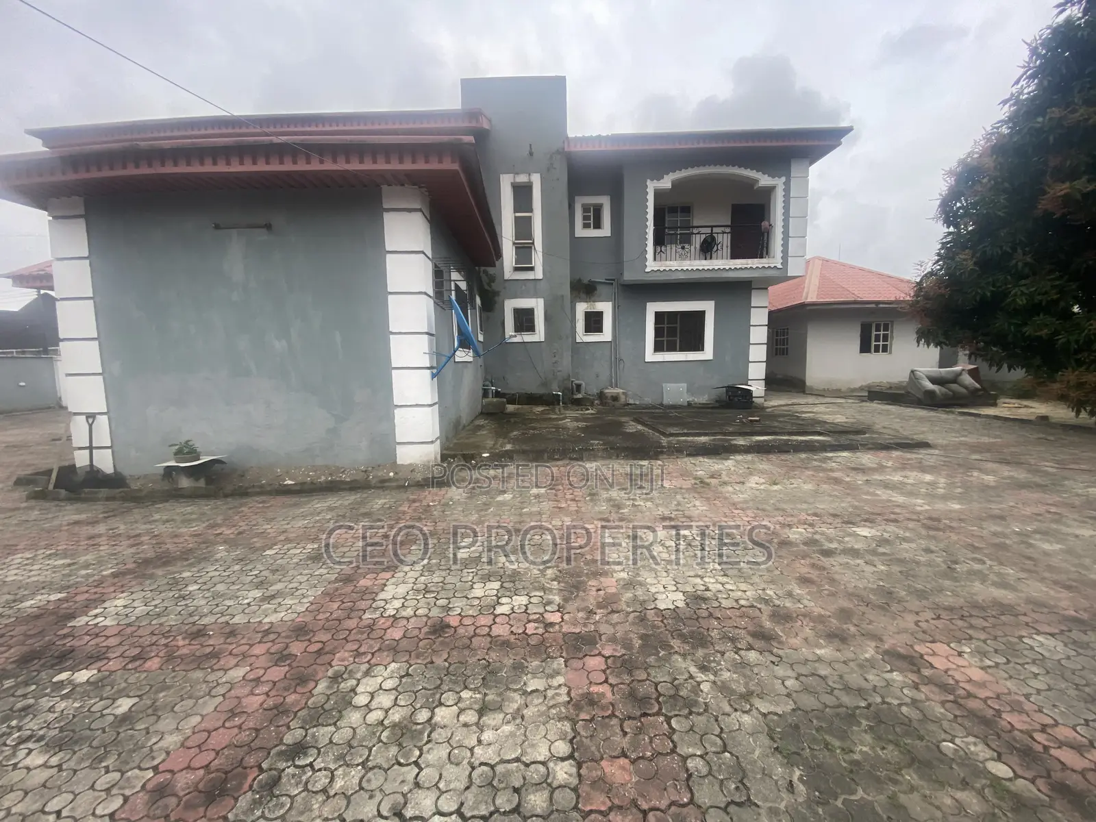 5bdrm Bungalow in Estate/Ado, Ajah for sale in Ajah