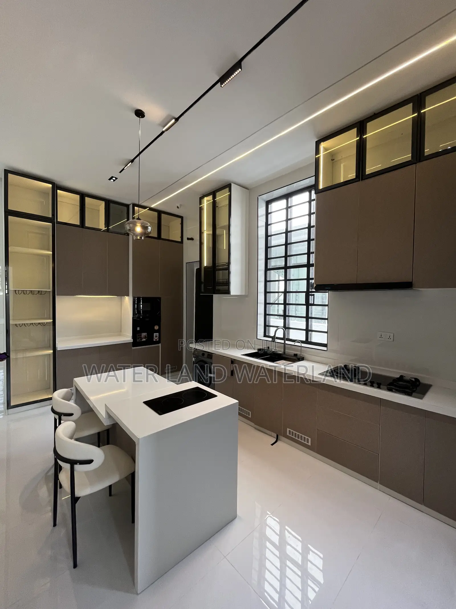 5bdrm Duplex in Royal Pine, Lekki Expressway for sale in Lekki Expressway