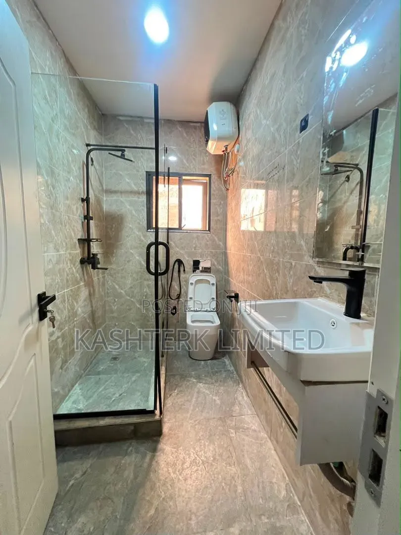 4bdrm Duplex in Guzape for sale in Guzape District