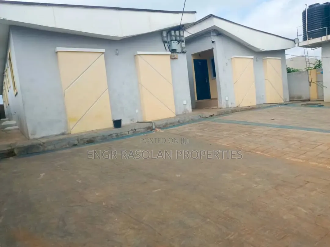 Furnished 8bdrm Apartment in Baba Ode, Ilorin South for sale in Ilorin South