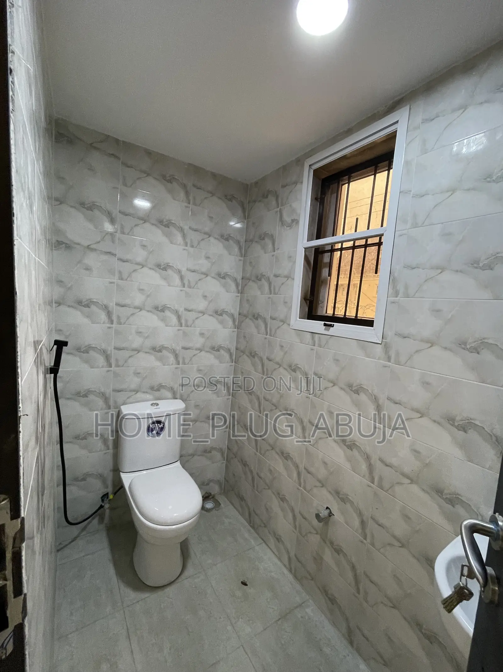 4bdrm Duplex in Larix Home Estate for rent in Idu