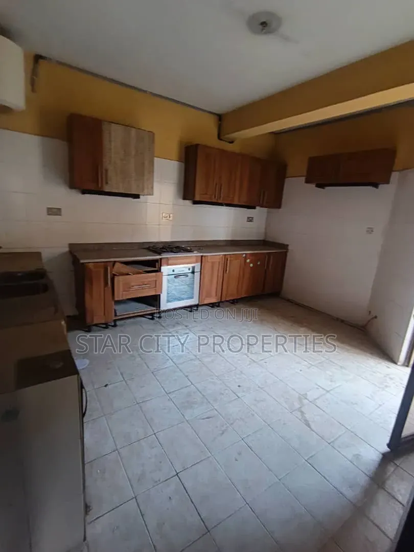 5bdrm House in Ikeja Gra Lagos for rent in Ikeja GRA