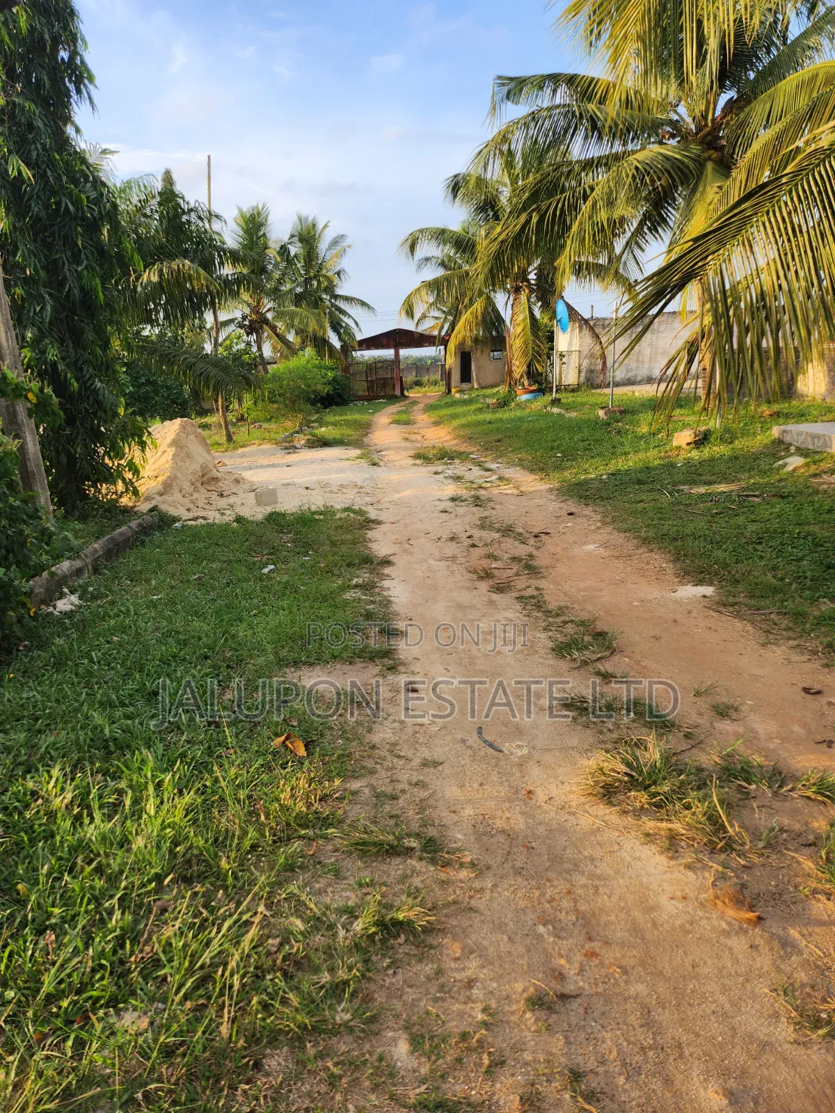 Resort Hotel for Sale in Ado-Odo/Ota